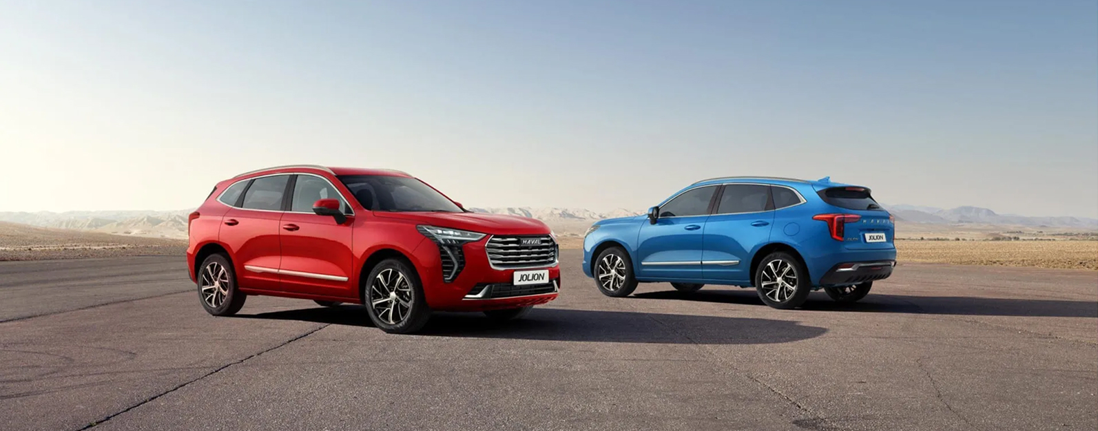 Новые автомобили у дилера в Сургуте